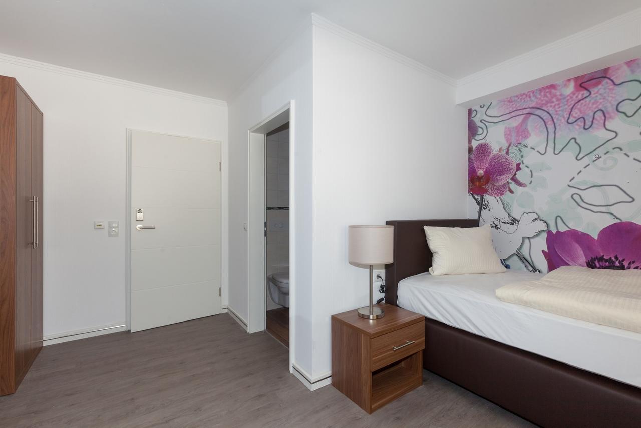 Waldgasthof Im Schwall Hotel Nastätten Esterno foto